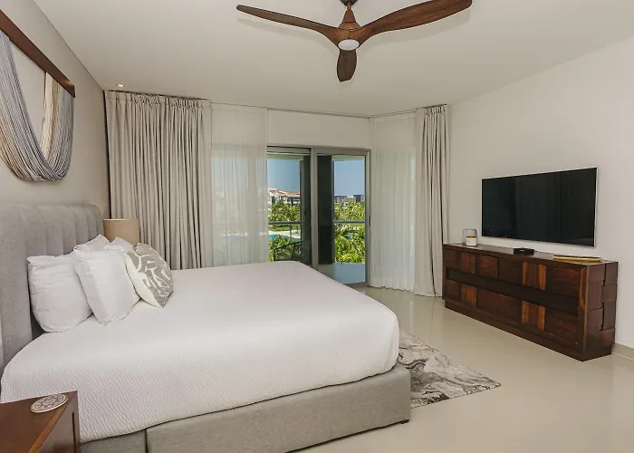 New !! Casa Miramar Ocean View 325 S Apts Apartment *